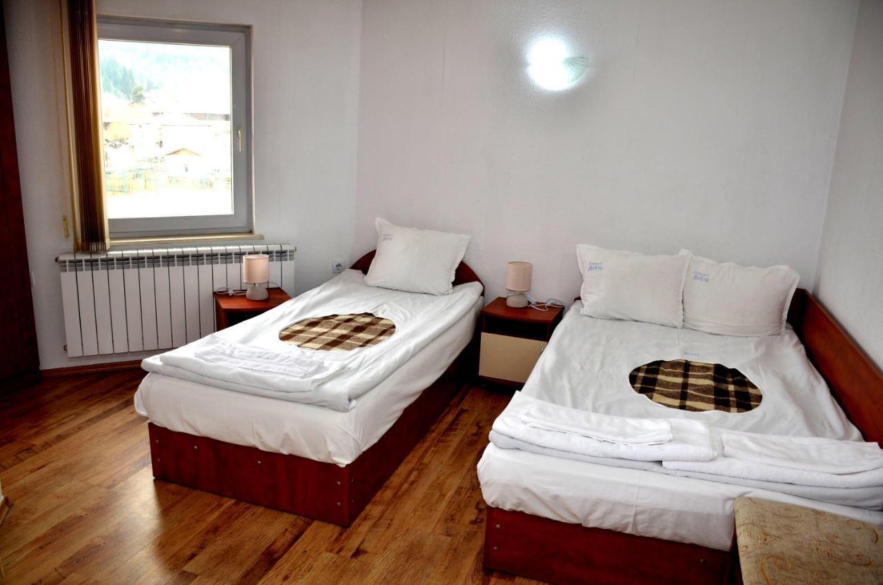 Family Hotel Daisy Borino Экстерьер фото